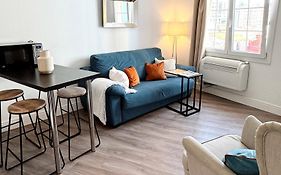 Deluxe City Centre Two Bedroom - Grand Central House